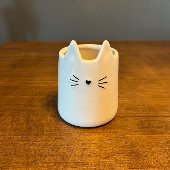 Target Other - White Cat Face Ceramic Plant Holder